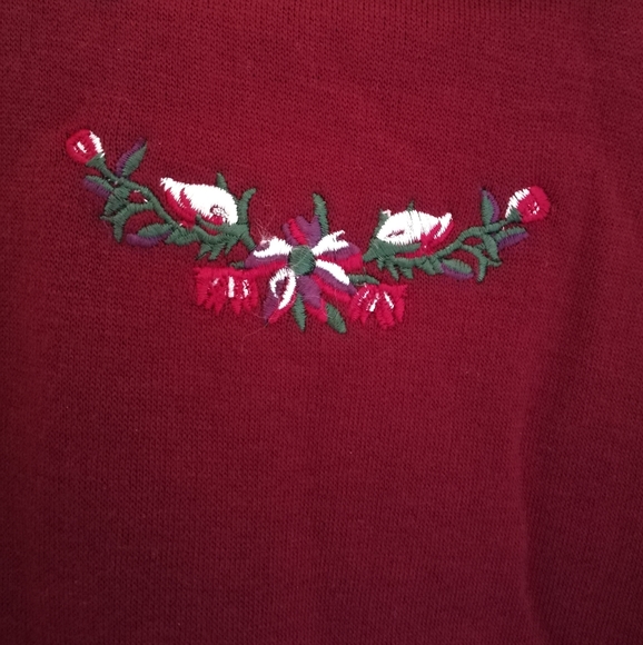 Essential Needs Ladies Sweater - Picture 3 of 3